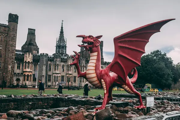 Cardiff Tour — Visit Beautiful Capital City of Wales from London